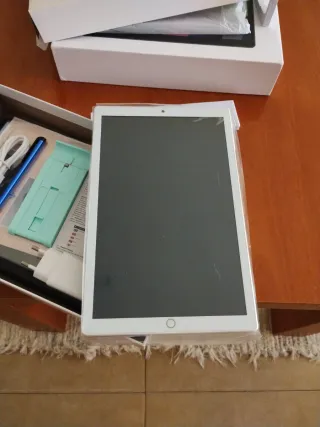 Apple iPad Air 4 Plata
