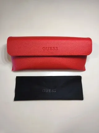 Funda de gafas Guess
