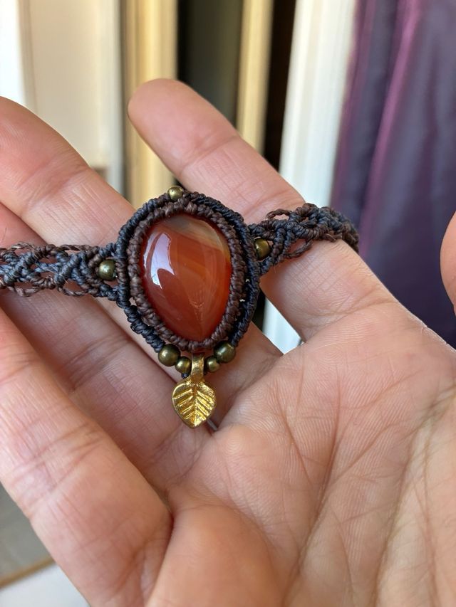 Gargantilla macramé con piedra