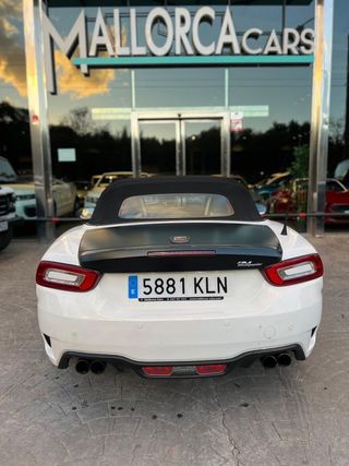 Abarth 124 Spider Cabrio