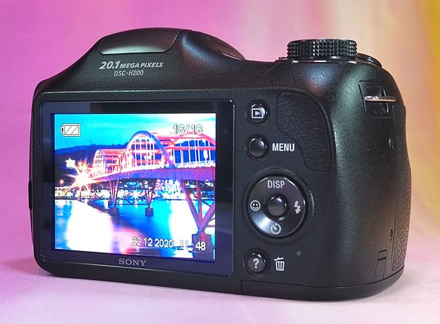 Sony Cybershot DSC H200 1806F