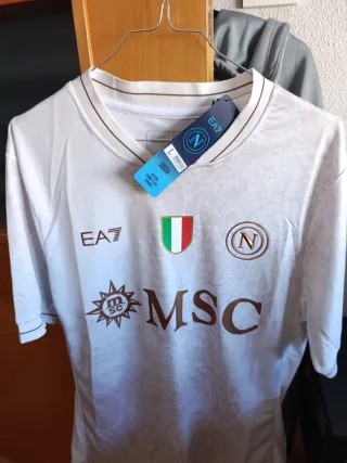 Camiseta EA7 Blanca Talla L