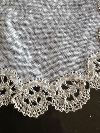 Centrini tombolo fatti a mano