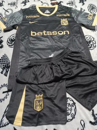 Camiseta y Short Atlético Nacional Nike