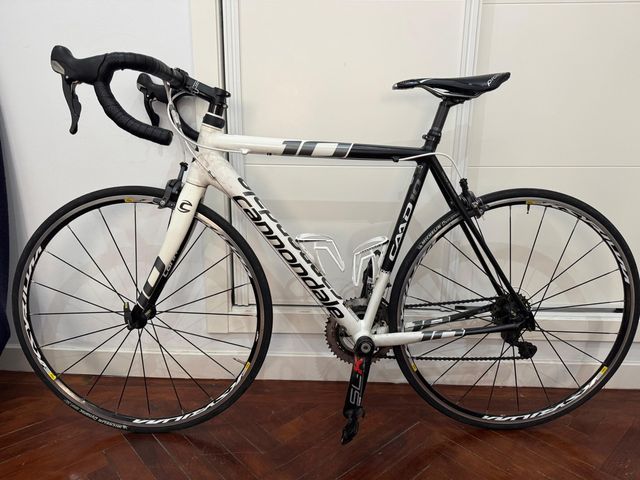Bicicleta Cannondale CAAD 10