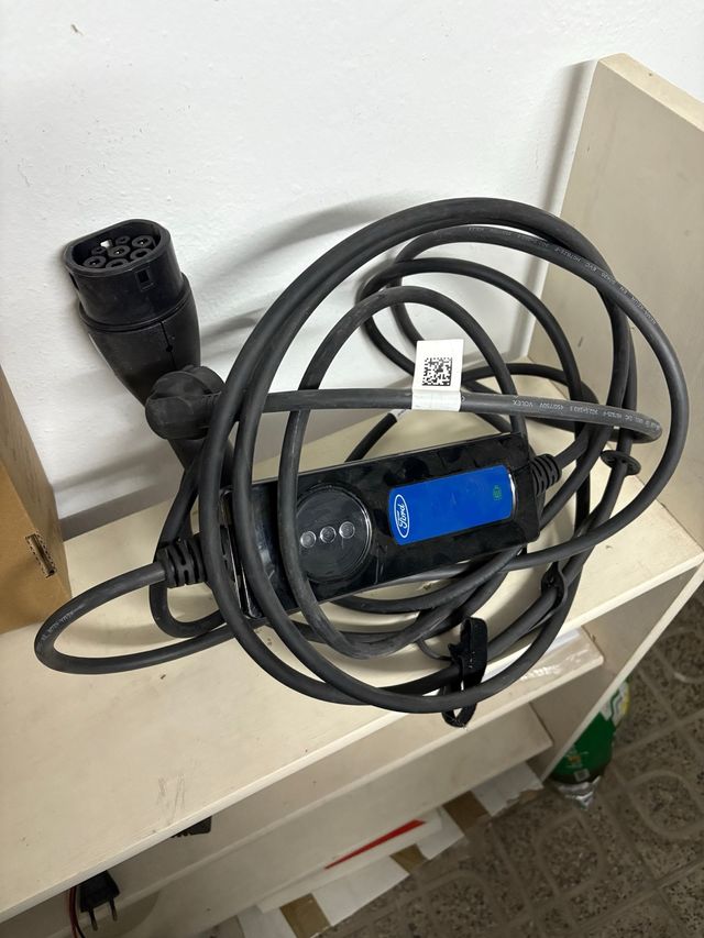 Cargador Ford Coche Híbrido Enchufable