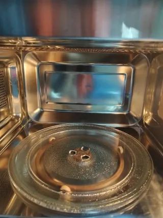 Microondas Taurus Elbrus Acero Inoxidable