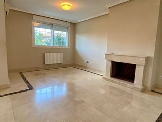 Casa pareada en alquiler en Villanueva de la Cañada en Villanueva de la Cañada