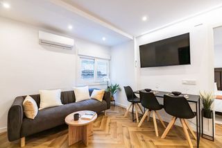 Piso en alquiler en Conde de Ureña - Monte Gibralfaro en Málaga