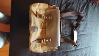 Bolso bandolera de lona y cuero