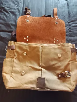 Bolso bandolera de lona y cuero