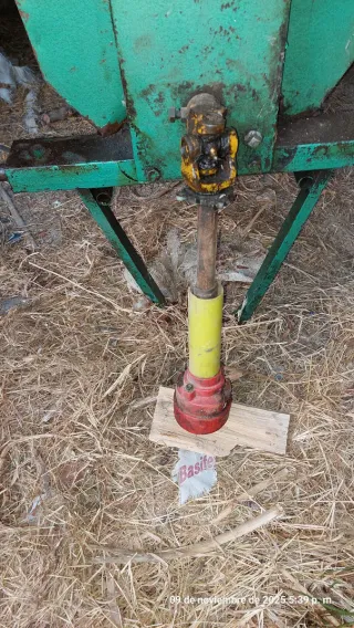Peladora escocadora de almendra para tractor