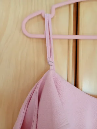 Vestido fiesta rosa con flores