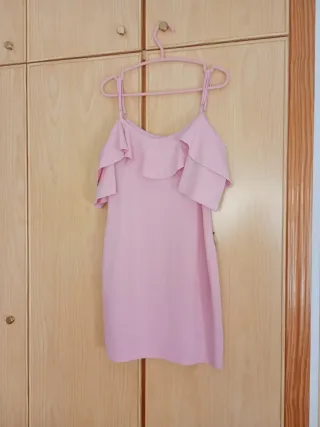 Vestido fiesta rosa con flores