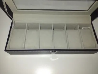 Estuche para 6 Relojes. Piel.