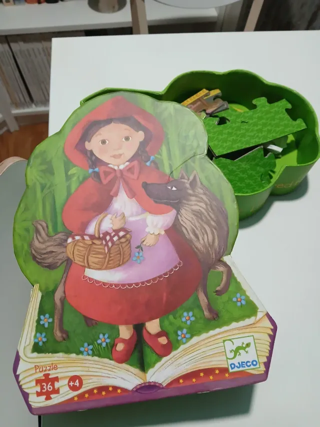 Pack Caperucita Roja: Puzzle, Marionetas y Cuento