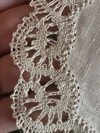 Centrino tombolo fatto a mano