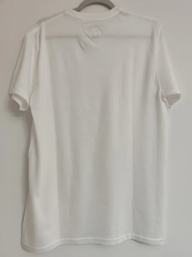 Camiseta Supreme®/Hanes® Tagless Tees T- M