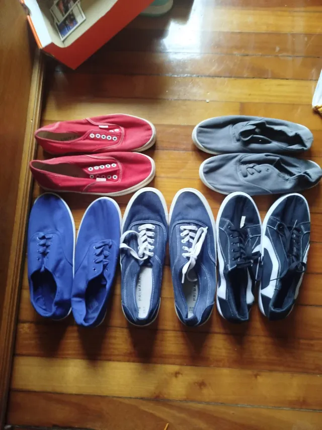 Lote de zapatillas deportivas