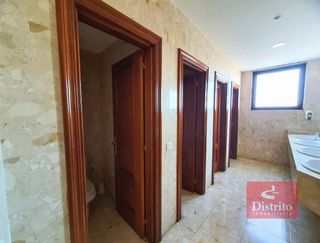 Oficina en venta en Alisal - Cazoña - San Román en Santander