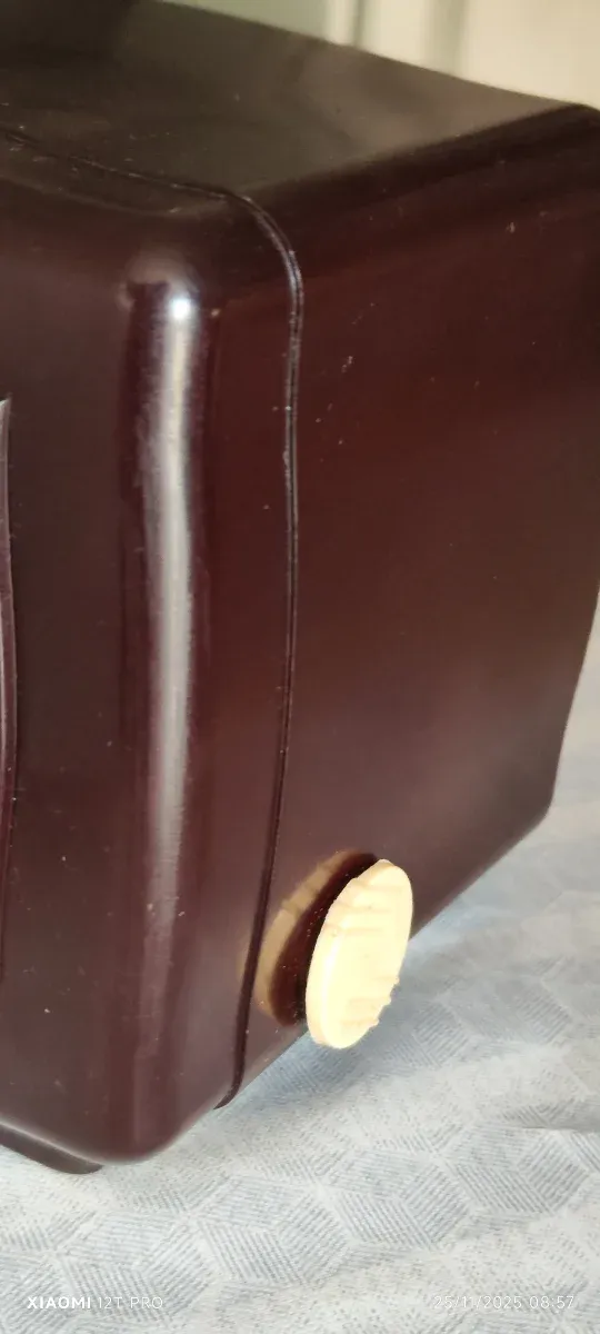 Radio Antigua Royal, Francesa