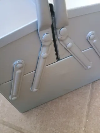 Caja de herramientas metálica