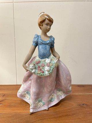 Lladró Tiempo de Flores 01012428