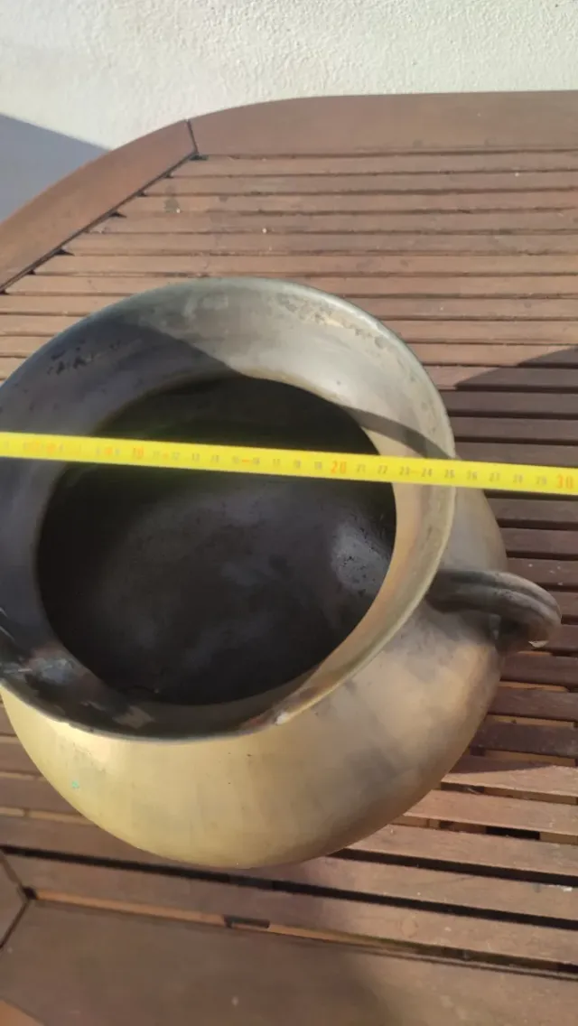 Olla de Bronce Antigua, siglo XVIII