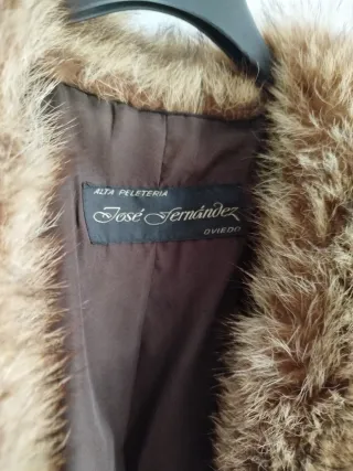 Abrigo de piel auténtica