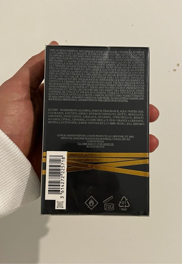 Perfume Armani Stronger With You