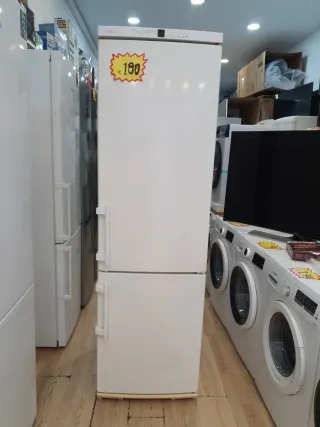 Nevera Liebherr con garantía y transporte