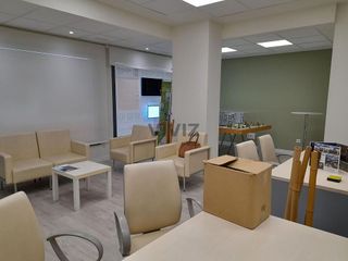 Local comercial en venta en Peñacastillo - Nueva Montaña en Santander