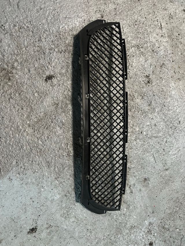 Rejilla Parachoques Central BMW E46