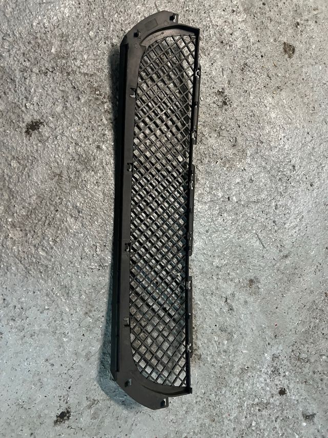 Rejilla Parachoques Central BMW E46