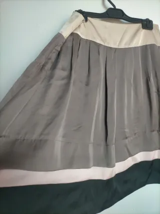 Falda Zara Beige y Marrón