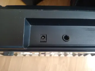 Yamaha PSR E223 Teclado