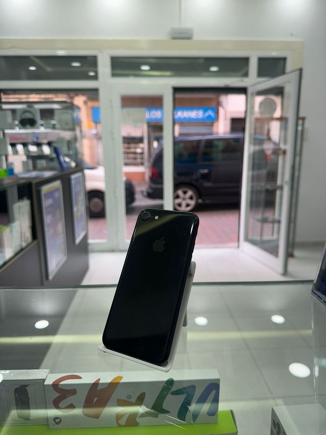 iPhone 7 128GB Negro