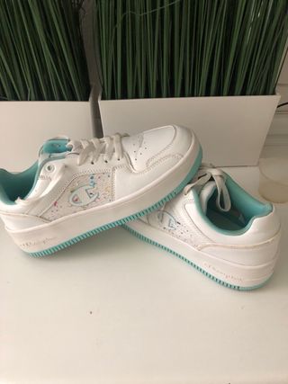 Zapatillas Champion Blancas y Turquesa Niña