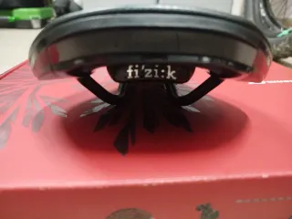 Sillín FIZIK Taiga Negro