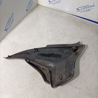 Tapa bajo asiento lado derecho Keeway RKV 125 2018