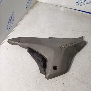 Tapa bajo asiento lado izquierdo Keeway RKV 125