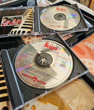 Caja 10 CDs Beatles dificil de conseguir!