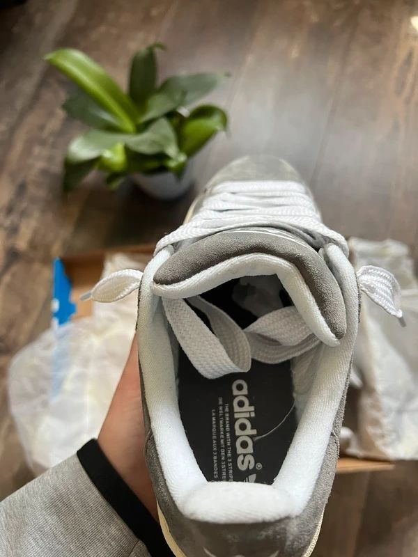 Adidas Campus 00s Gris Blanco Talla 37 1/3 Nuevas