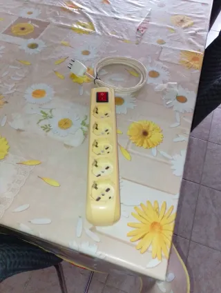 Ciabatta multipresa con interruttore