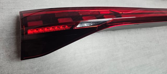 8MA945095G PILOTO Audi Q5 III 24