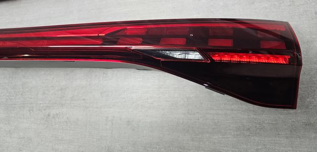 8MA945095G PILOTO Audi Q5 III 24