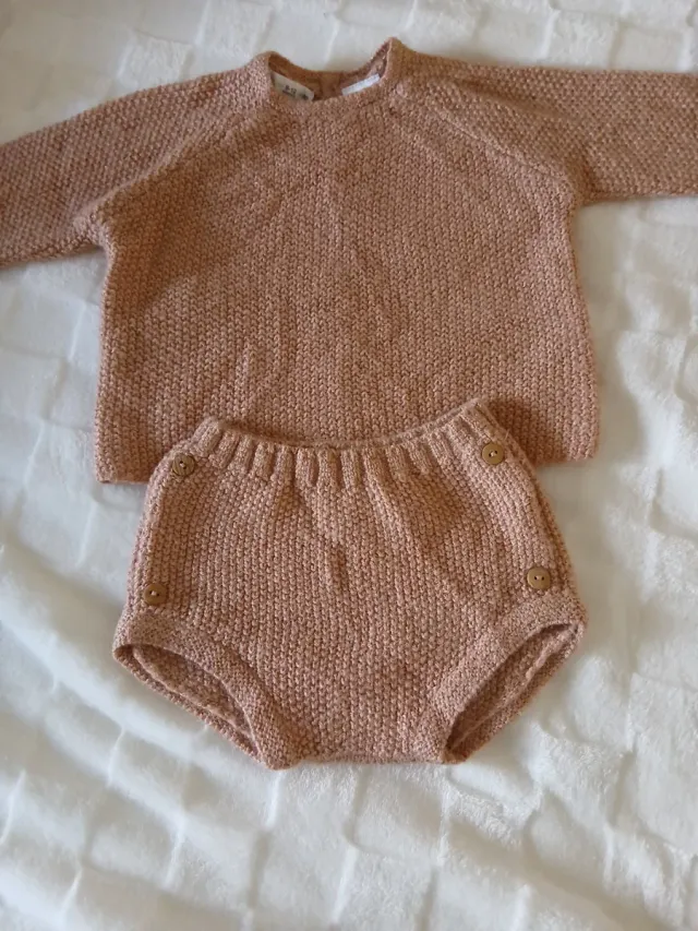 Conjunto bebé zara  9-12 meses y 1 a 3 meses .