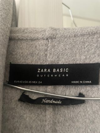 Abrigo gris Zara