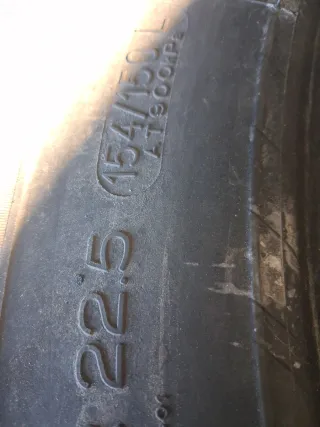 Neumático 315/70 R 22.5