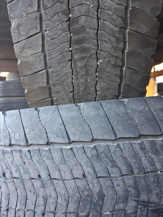 Neumático 315/70 R 22.5